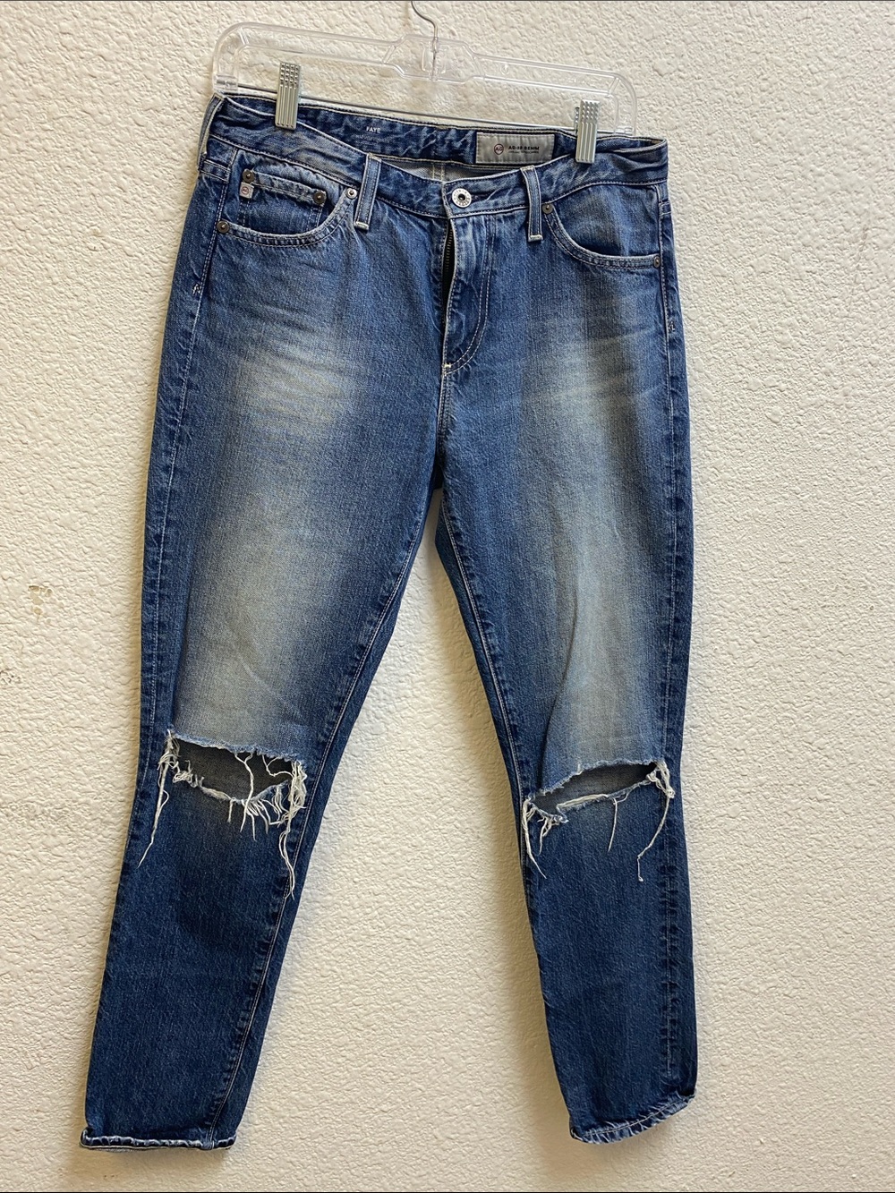 AG-ED Faye Distressed Blue Jeans - Cigarette jeans